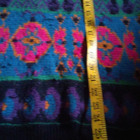 Vintage Intuitions sweater - Picture 8 of 8